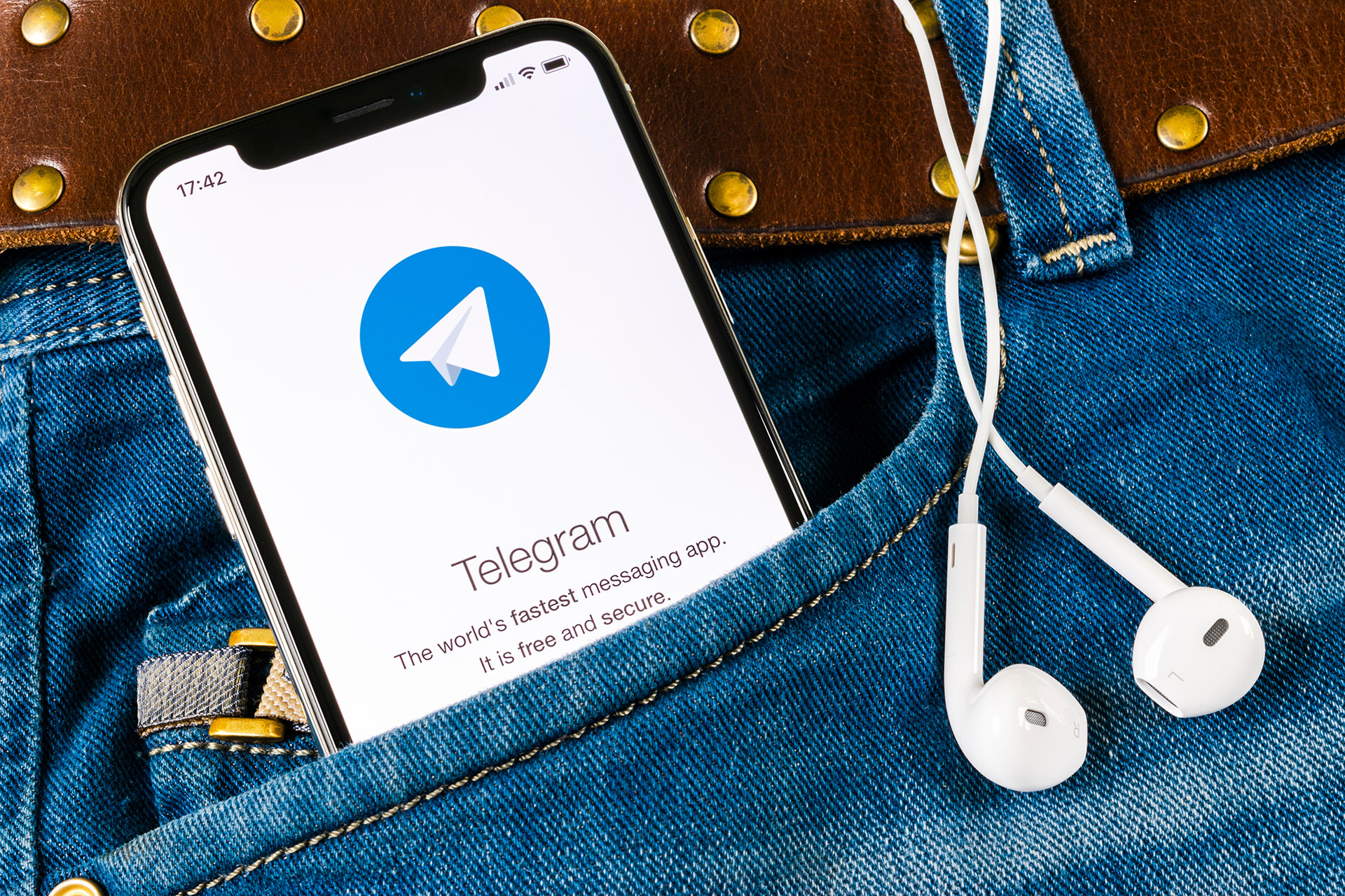 В Telegram стали удалять сообщения с украденной у Universal и Warner музыкой